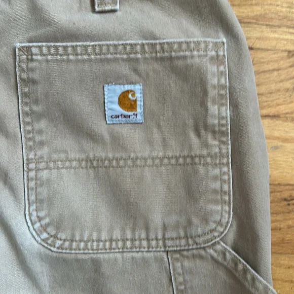 Carhartt khaki pants - Picture 7 of 8